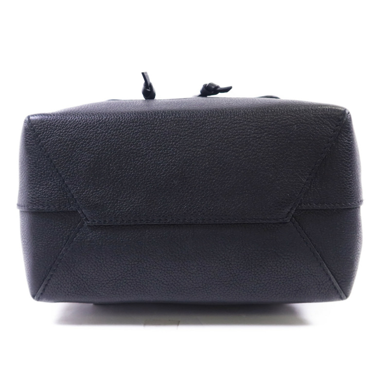 LOUIS VUITTON 牛皮皮革Lock Me Backpack銀扣背包-4