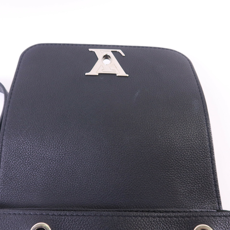 LOUIS VUITTON 牛皮皮革Lock Me Backpack銀扣背包-15