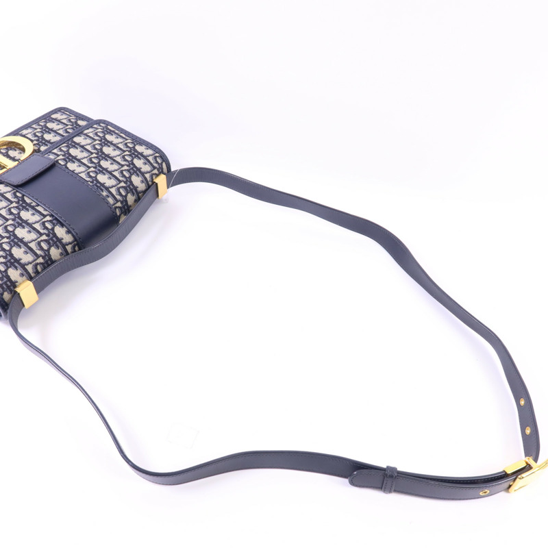 Dior 帆布Montaigne 30 Shoulder Bag金扣肩背袋-4