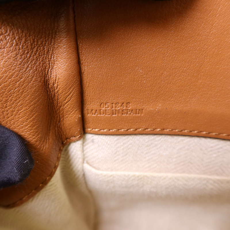 LOEWE 牛皮皮革Mini Hammock Drawstring銀扣手挽肩背兩用袋-7