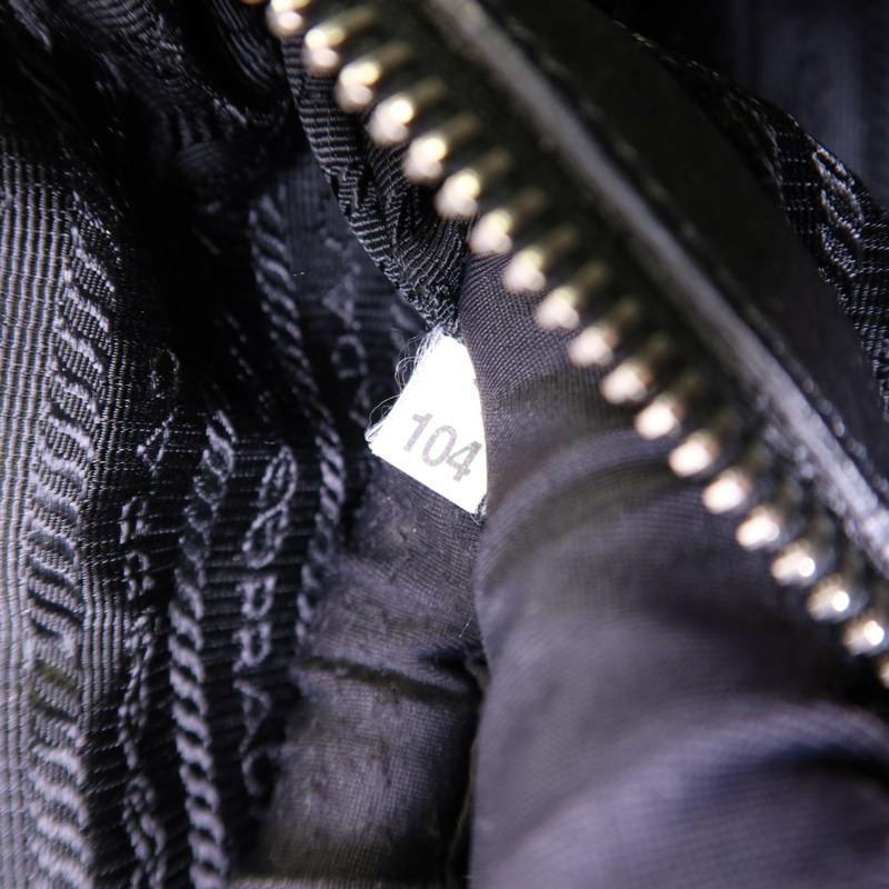 PRADA 尼龍Shoulder Bag銀扣肩背袋-7