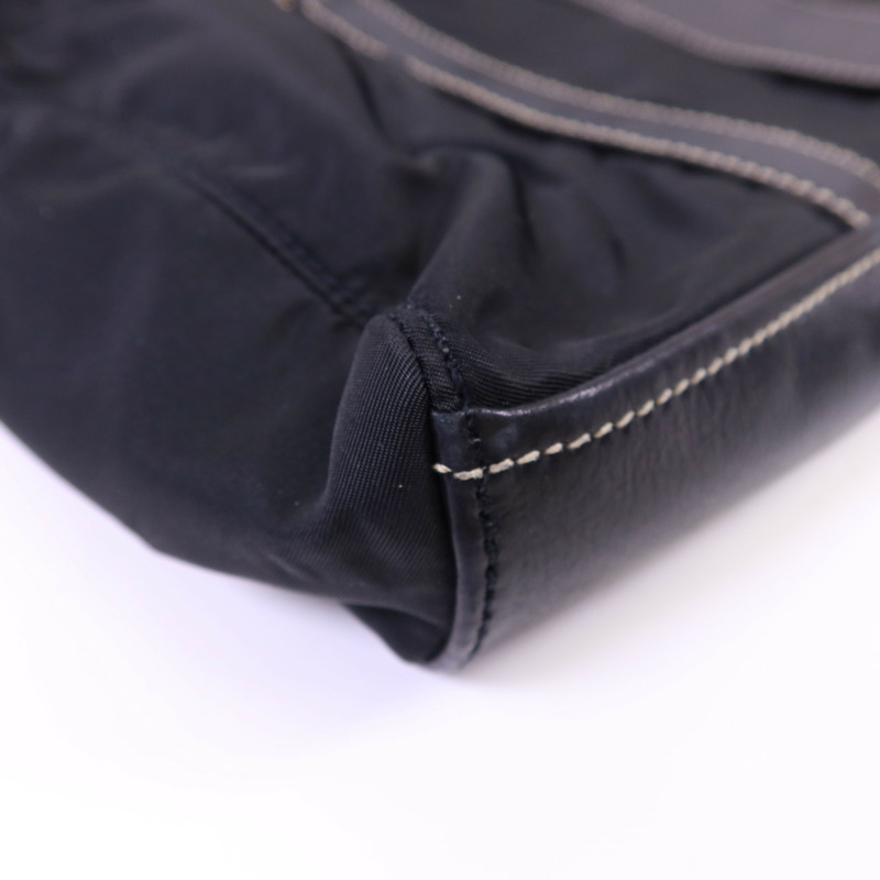 PRADA 尼龍Shoulder Bag銀扣肩背袋-13