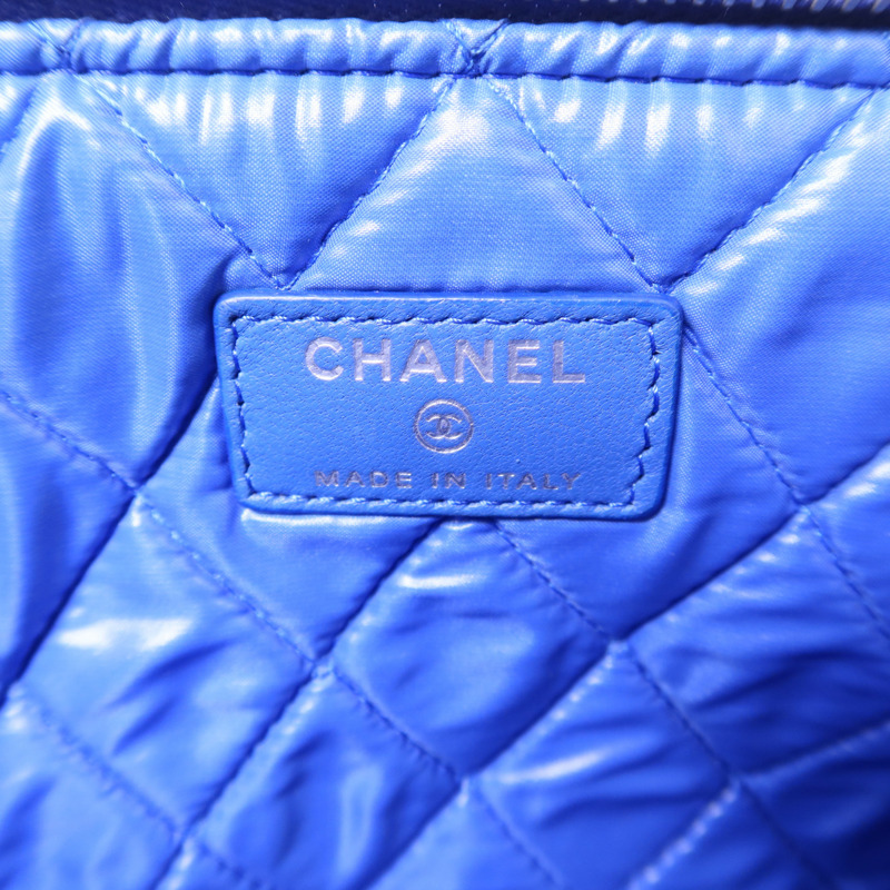 CHANEL 羊皮皮革Pouch銀扣手拿包-5