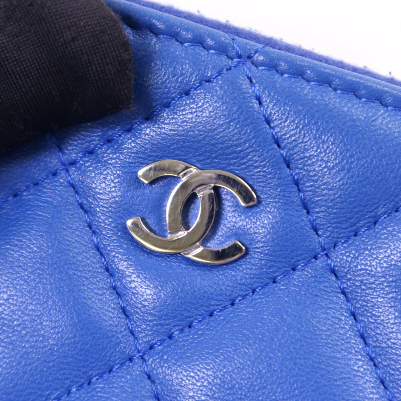 CHANEL 羊皮皮革Pouch銀扣手拿包-7