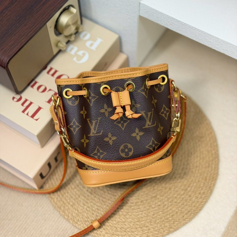 🏷LV 路易威登．Nano Noe 水桶包 M81266-0