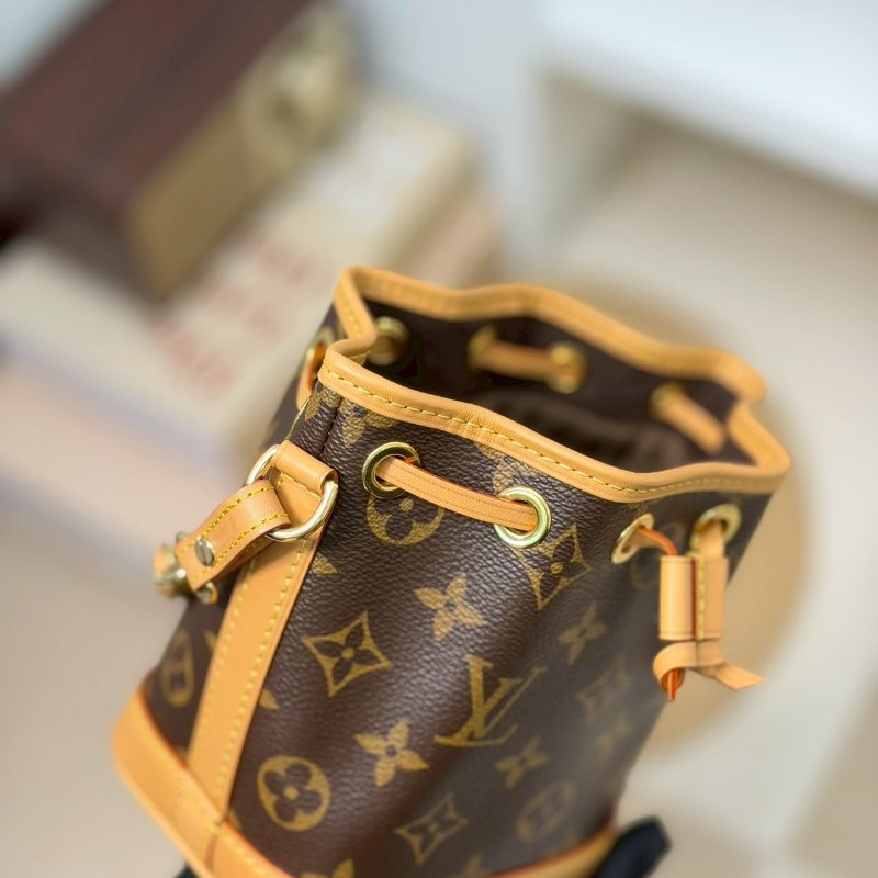 🏷LV 路易威登．Nano Noe 水桶包 M81266-8
