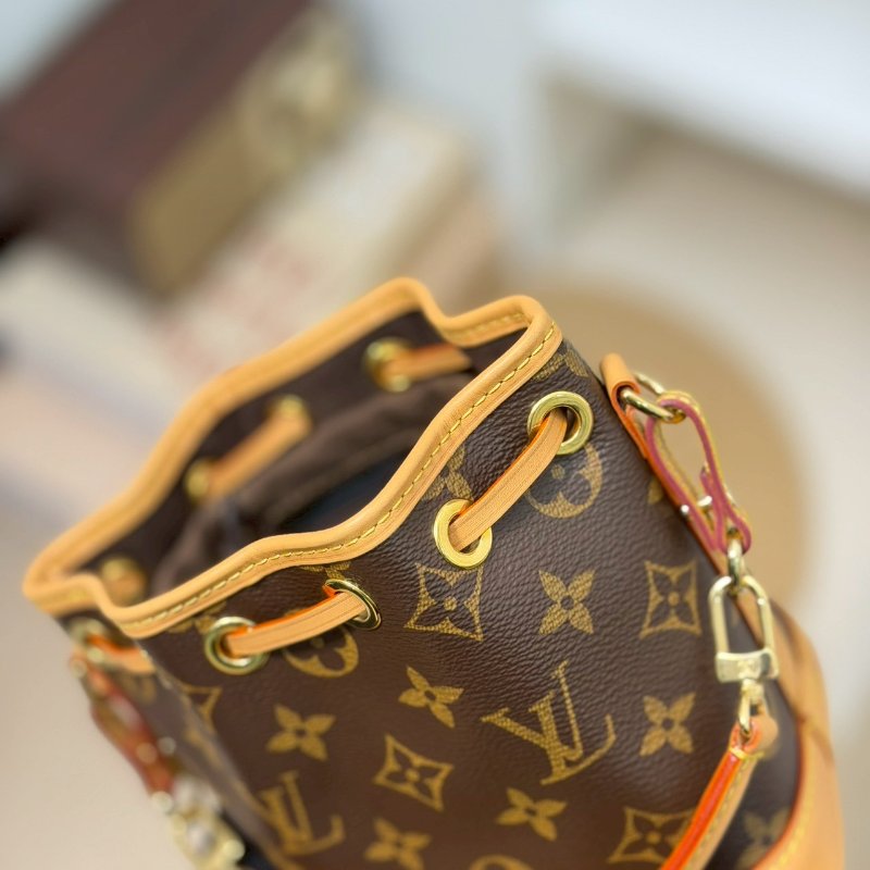 🏷LV 路易威登．Nano Noe 水桶包 M81266-11