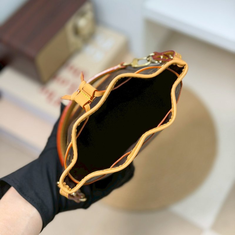 🏷LV 路易威登．Nano Noe 水桶包 M81266-13