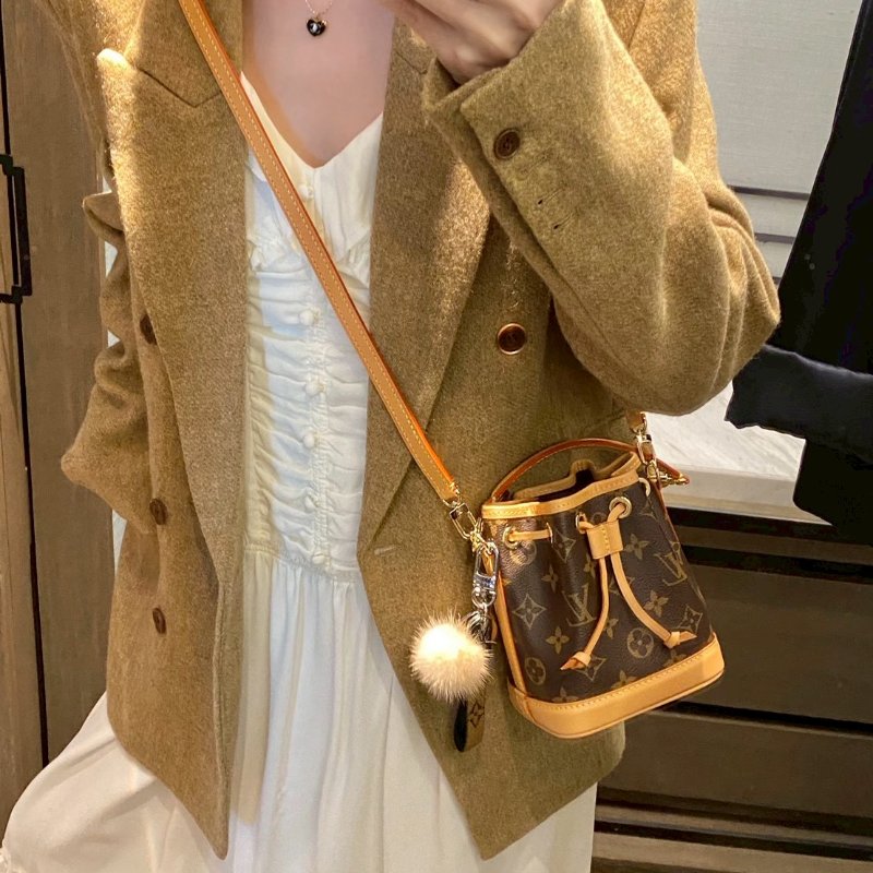 🏷LV 路易威登．Nano Noe 水桶包 M81266-20