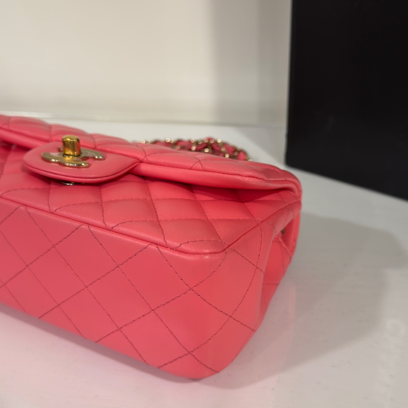 #全網最甜💰 #蜜桃粉 #芯片款 香奈兒cf大mini coco20口蓋包-12