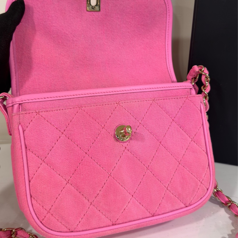 #GD同款 #專櫃16萬 #超甜割愛🔥 香奈兒粉色牛仔郵差包 肩帶🉑調🉑斜挎/肩背-9