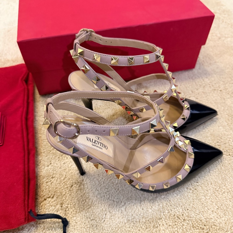 Valentino經典卯釘高跟鞋37-2