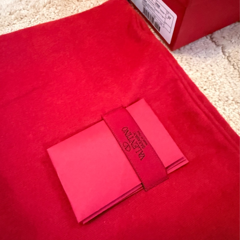 Valentino經典卯釘高跟鞋37-4