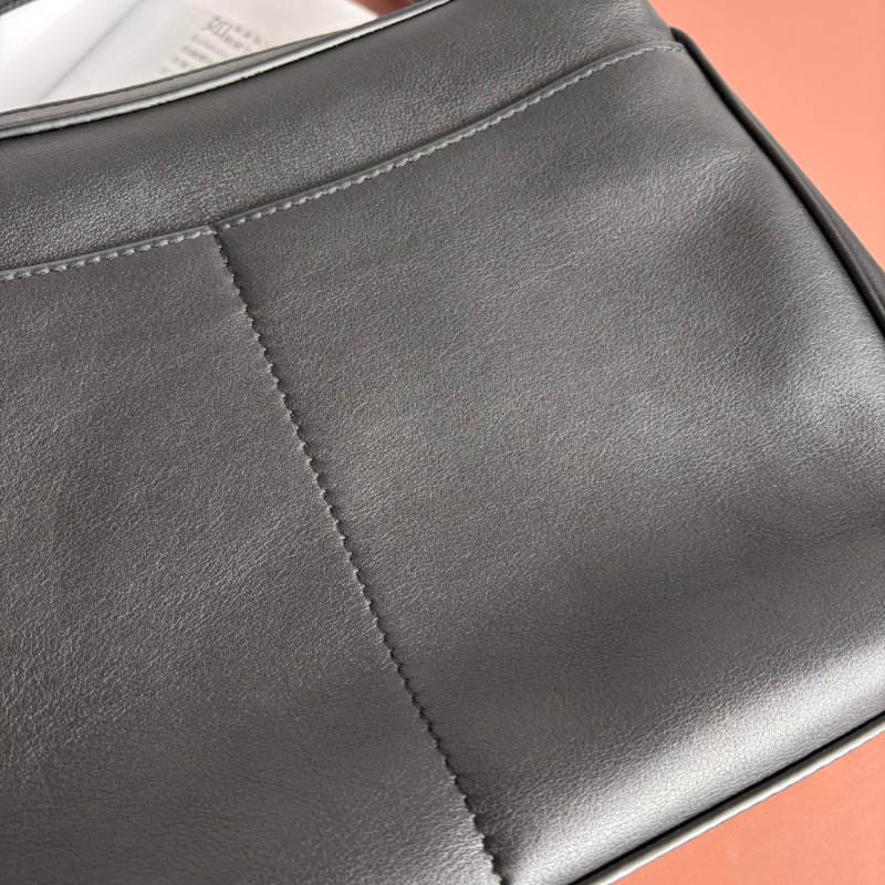 小款 ::BALENCIAGA:: 巴黎世家 Rodeo Small Leather Top-Handle Bag 手提包 肩背包 斜背包-4