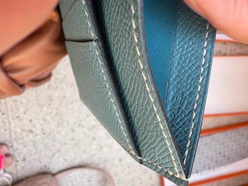 全新 愛馬仕 Hermès 愛馬仕 Epsom 皮革短夾｜藍綠色系｜白線｜多卡層｜附盒-3