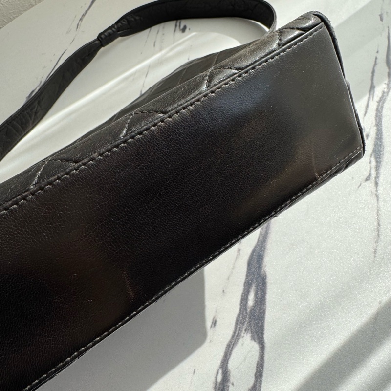 Chanel 黑菱格金雙C口蓋紐結肩背包 vintage ❤️❤️老香-10