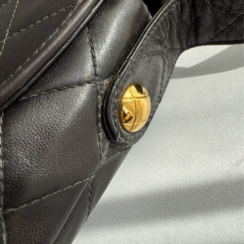 Chanel 黑菱格金雙C口蓋紐結肩背包 vintage ❤️❤️老香-13