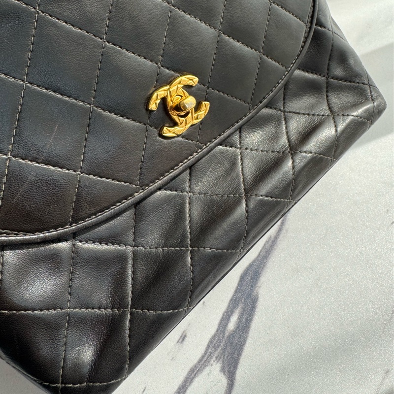 Chanel 黑菱格金雙C口蓋紐結肩背包 vintage ❤️❤️老香-14