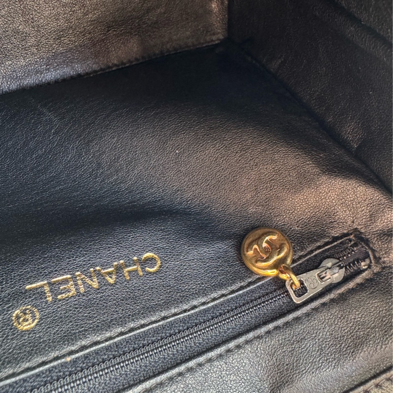 Chanel 黑菱格金雙C口蓋紐結肩背包 vintage ❤️❤️老香-36