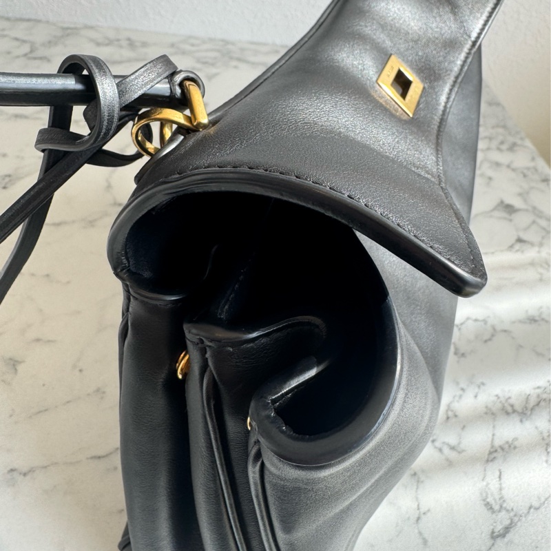 Balenciaga 黑皮革金釦Rodeo手提兩用包✨-13