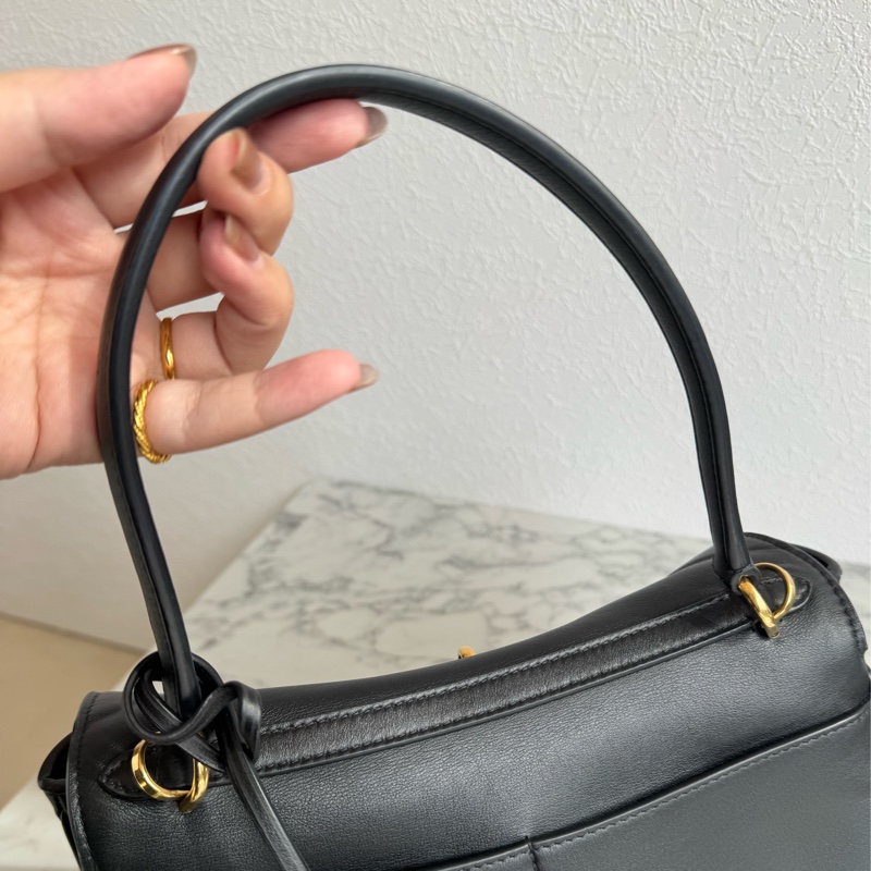 Balenciaga 黑皮革金釦Rodeo手提兩用包✨-44