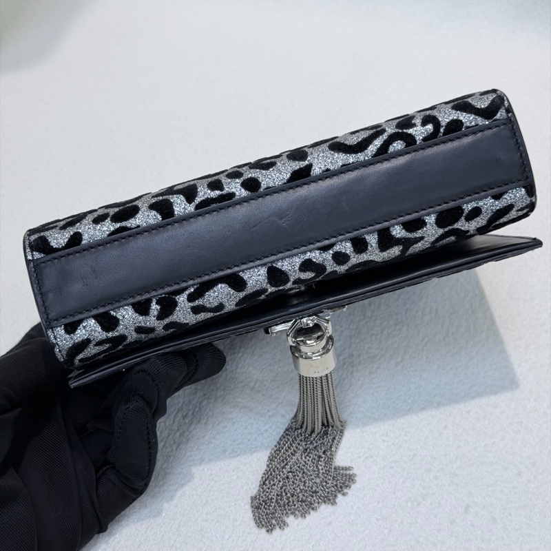 YSL 銀閃粉豹紋流蘇鏈條斜背包 X672-10