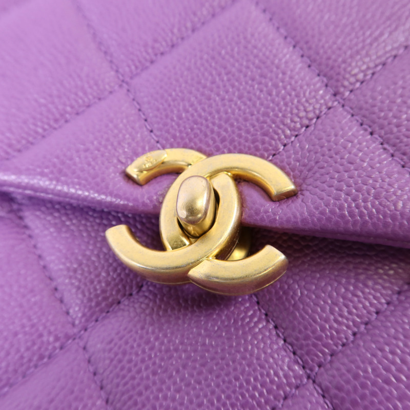 CHANEL 牛皮皮革Backpack金扣背包-10