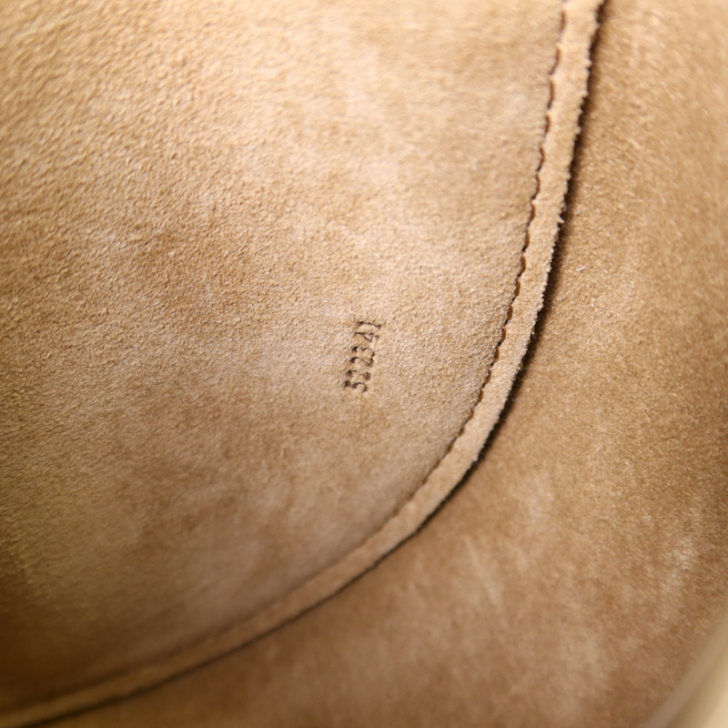 LOEWE 牛皮皮革Mini Gate金扣肩背袋-13