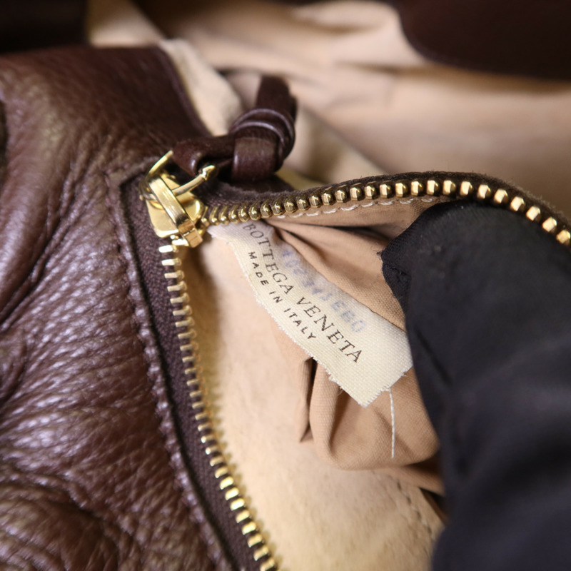 BOTTEGA VENETA 牛皮皮革Hand Bag金扣手挽袋-6