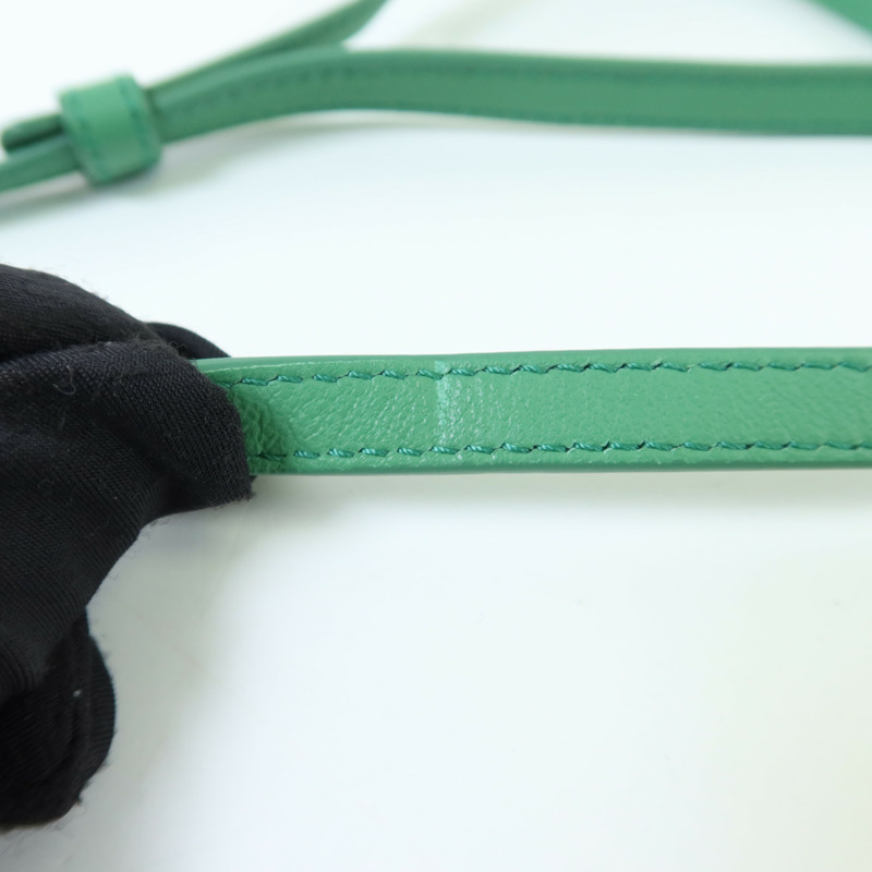 CELINE 羊皮皮革Trio銀扣肩背袋-12