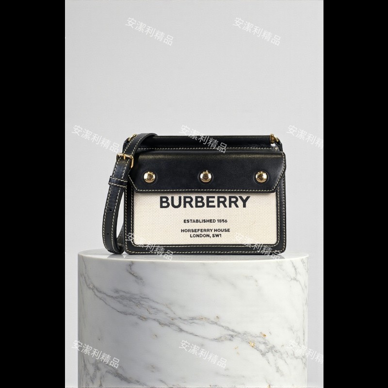 莉亞精品♡Burberry 黑色拼接斜背包 九新美包-0