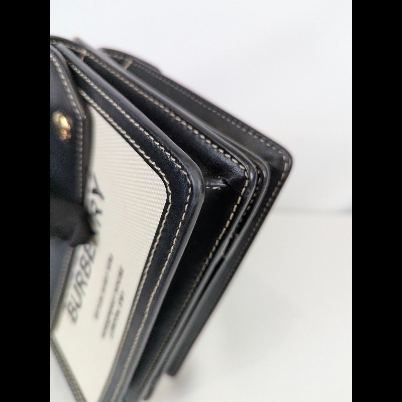 莉亞精品♡Burberry 黑色拼接斜背包 九新美包-9