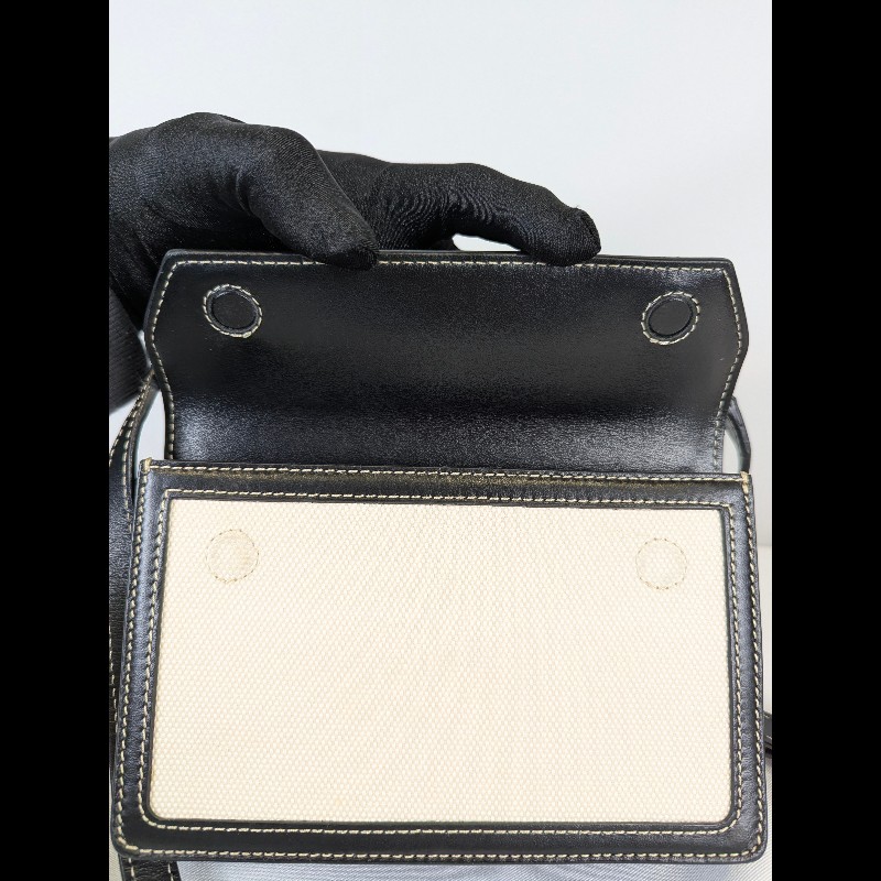 莉亞精品♡Burberry 黑色拼接斜背包 九新美包-16