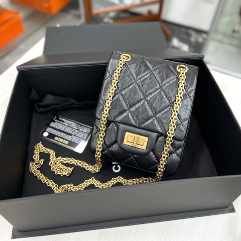 Chanel 黑金2.55 手機包