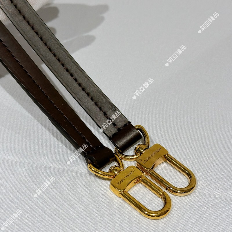 莉亞精品♡LV 棋盤格流蘇包 近新閒置-16