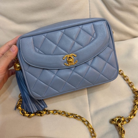 Chanel Vintage Baby Blue Bijoux Chain Camera Bag 雕花鏈 相機包 稀有 古董 嬰兒籃