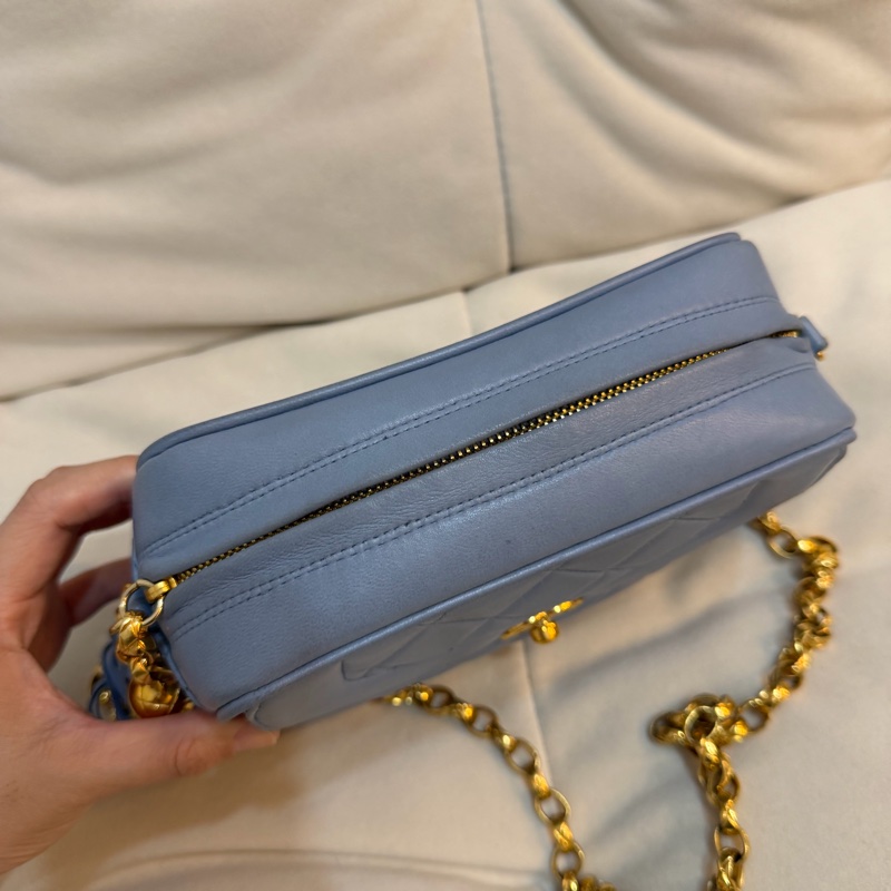 Chanel Vintage Baby Blue Bijoux Chain Camera Bag 雕花鏈 相機包 稀有 古董 嬰兒籃-1