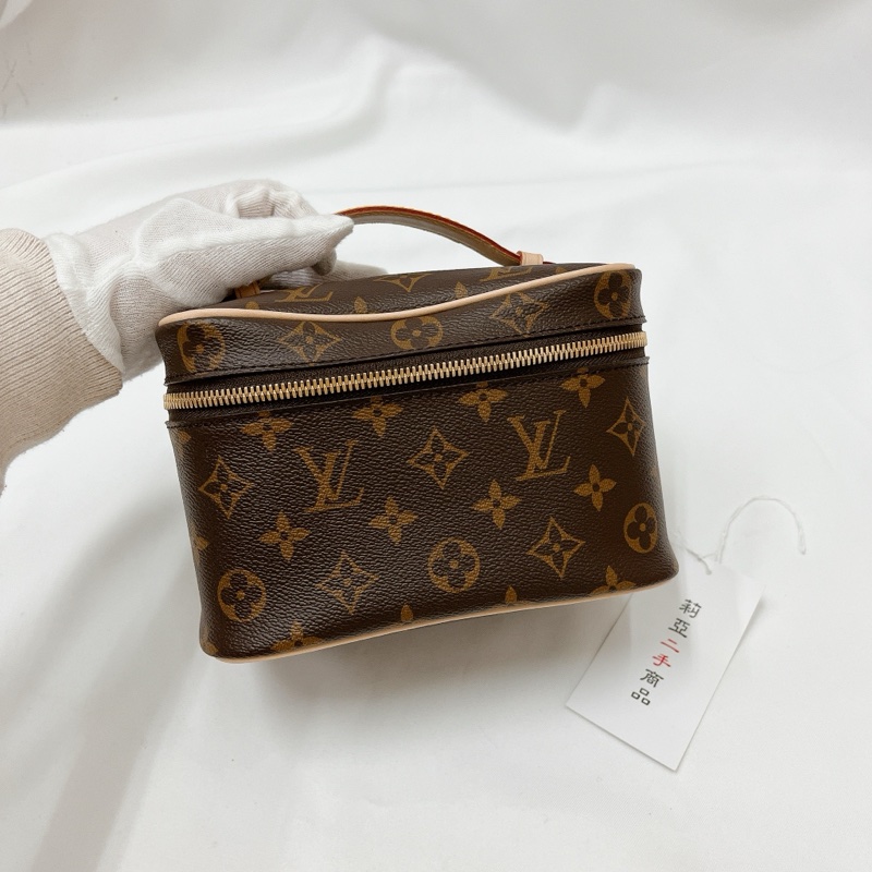 莉亞精品♡LV 老花化妝包 二手-2