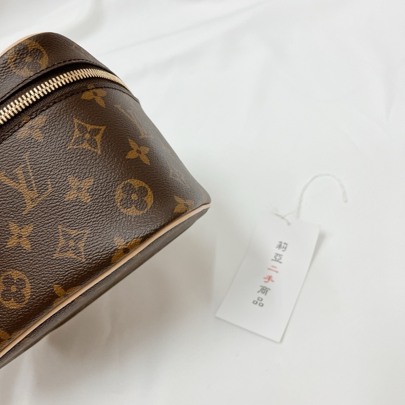 莉亞精品♡LV 老花化妝包 二手-7