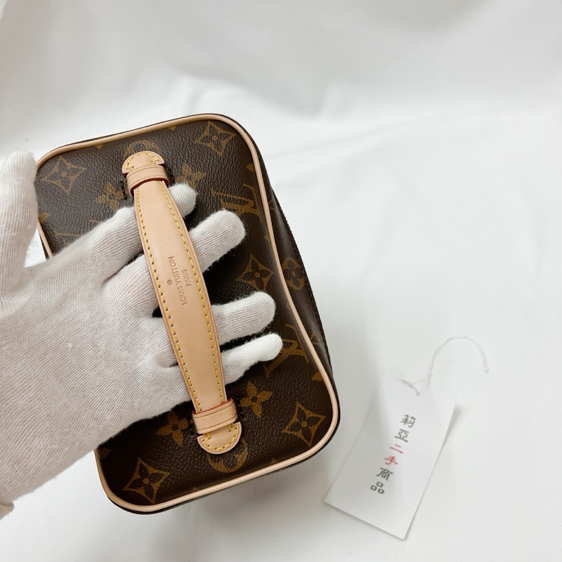 莉亞精品♡LV 老花化妝包 二手-10