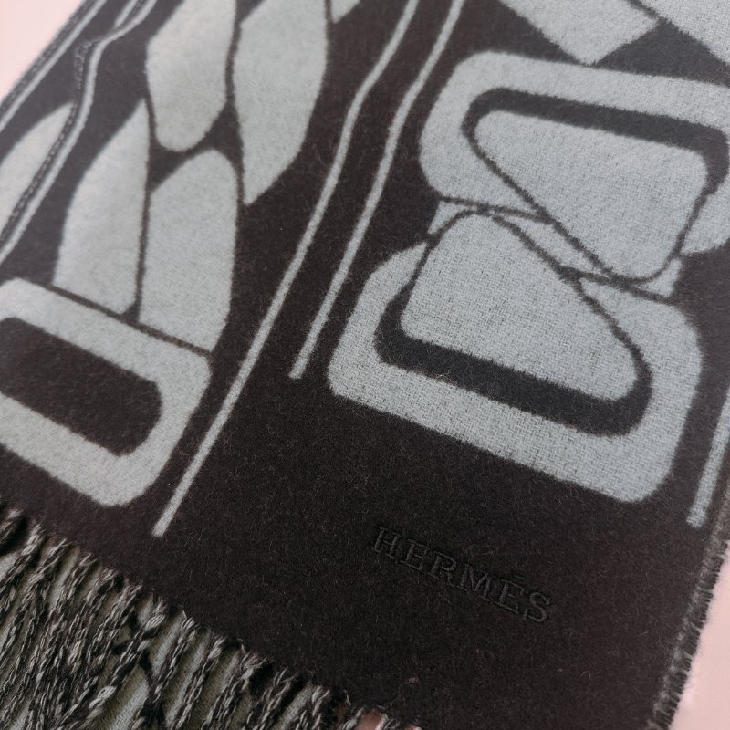 TW4666 Hermes  愛馬仕 羊絨 雙面 圍巾 Clic C'est Noue Scraf 25 x 170 cm Bleu Marine / Céladon-2