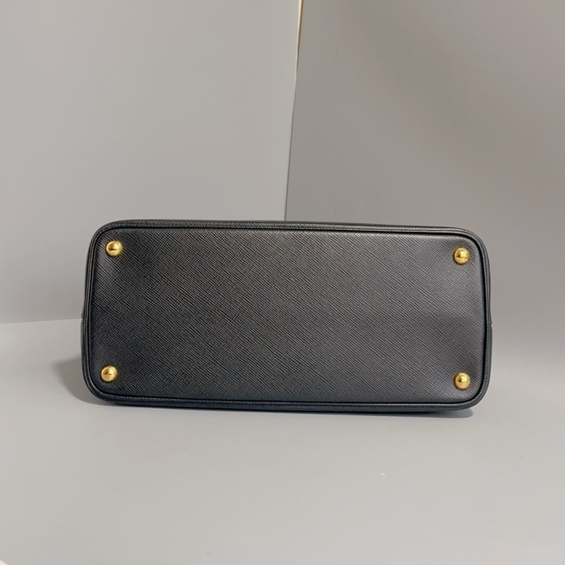 98新Prada 普拉達 經典十字紋牛皮 高端款殺手包 手提斜挎包 一-4