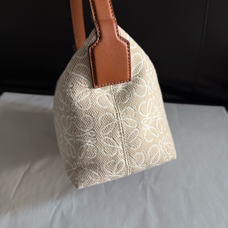 99新Loewe羅意威 cubi小號飯盒包單肩腋下包 無附件-2