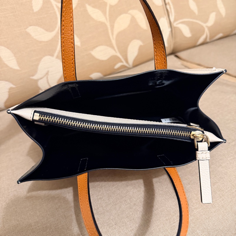 Marc Jacobs Leather Tote Bag-1
