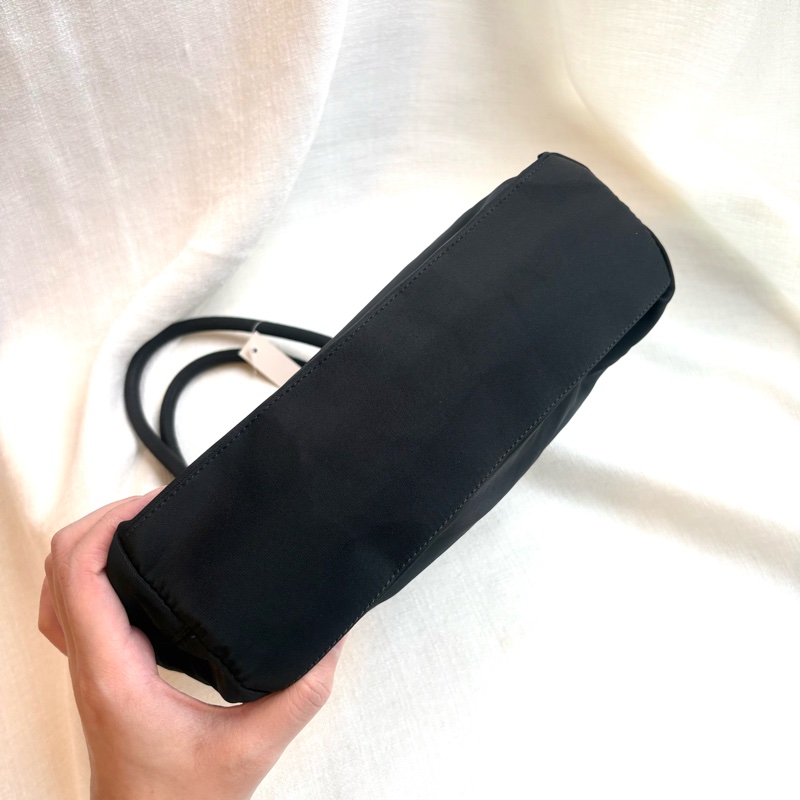 Prada 經典尼龍手提/單肩包-5