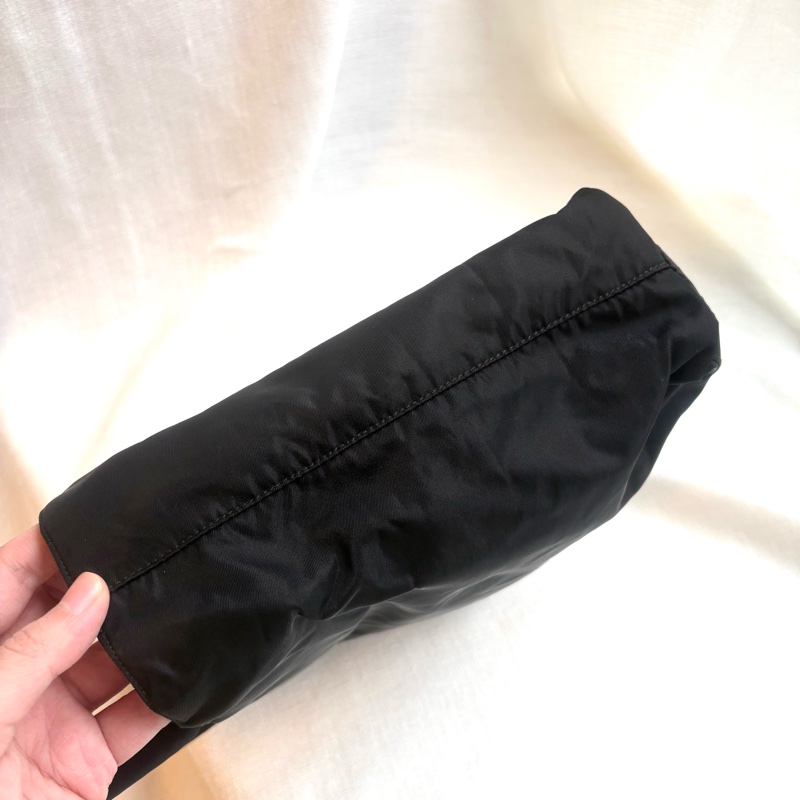 Prada 經典尼龍手提/單肩包-6