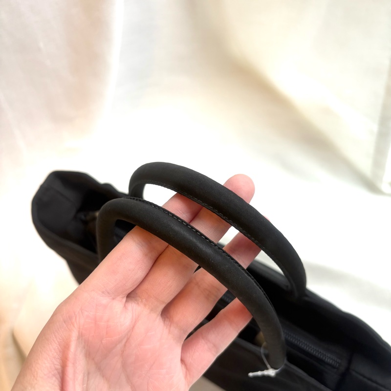 Prada 經典尼龍手提/單肩包-14