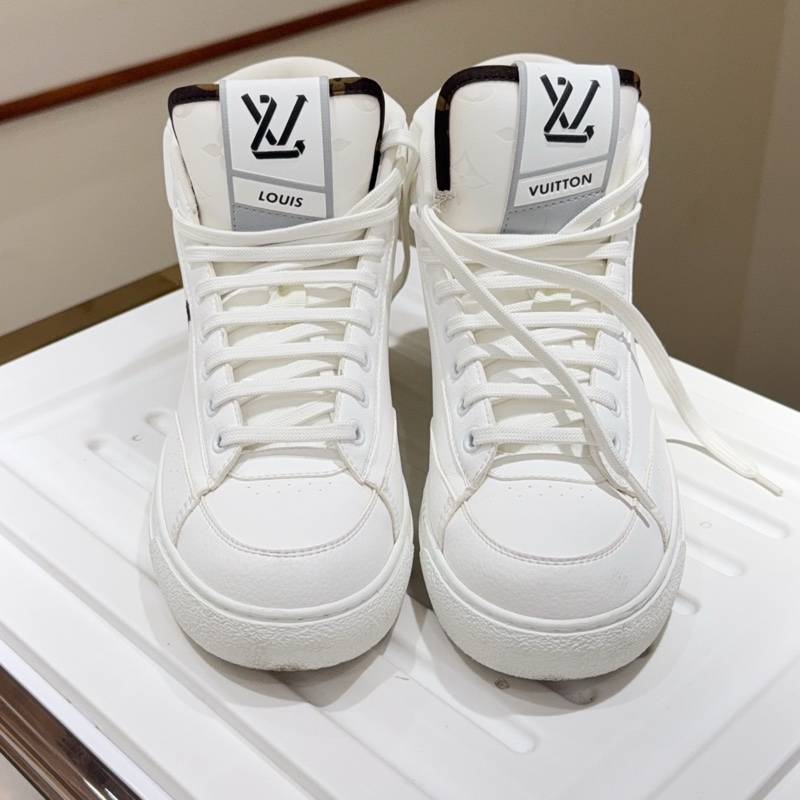 98新LV/路易威登 Charlie 圓頭系帶高幫時尚板鞋 尺碼 37.5碼-4