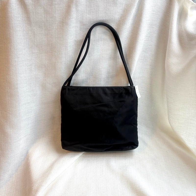 Prada 經典黑色尼龍托特包 Nylon tote bag 單肩包 手提包 23cm-1