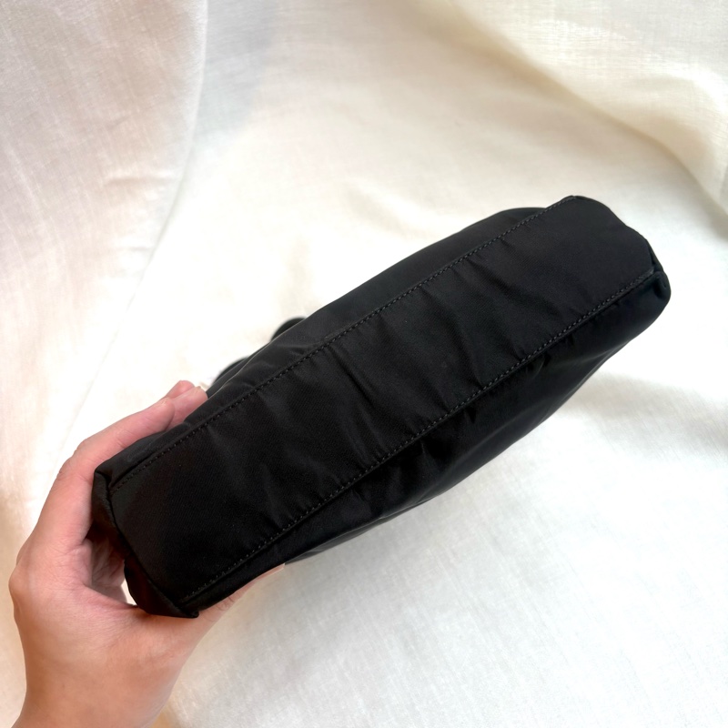 Prada 經典黑色尼龍托特包 Nylon tote bag 單肩包 手提包 23cm-6